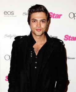 Misha Crosby fotoğrafı