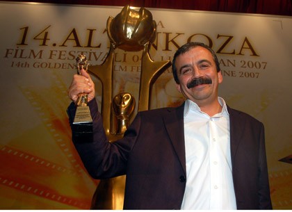 Sırrı Süreyya Önder Fotoğrafı