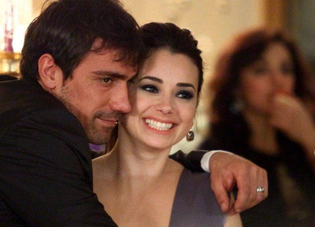 Özgü Namal Fotoğrafı