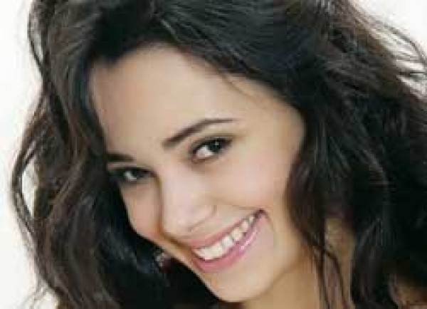 Özgü Namal Fotoğrafı