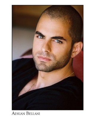 Adrian Bellani Fotoğrafı