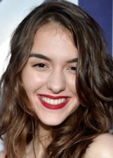 Quinn Shephard fotoğrafı