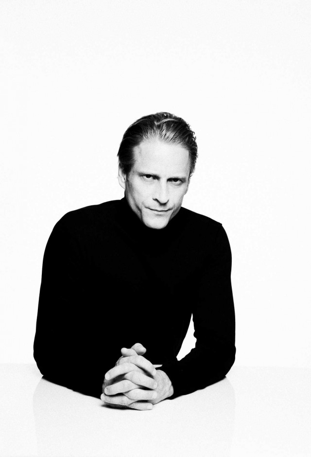 Jonas Malmsjö fotoğrafı