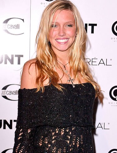 Katie Cassidy Fotoğrafı