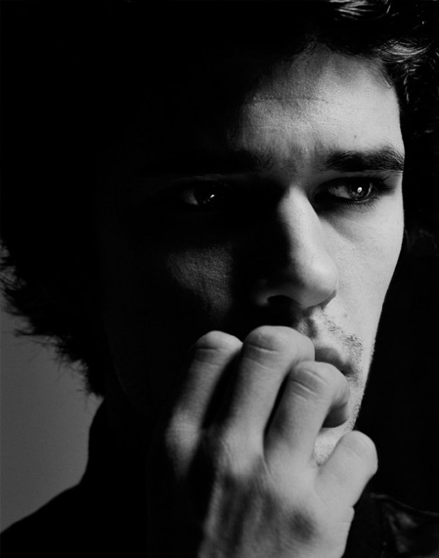 Ben Whishaw Fotoğrafı