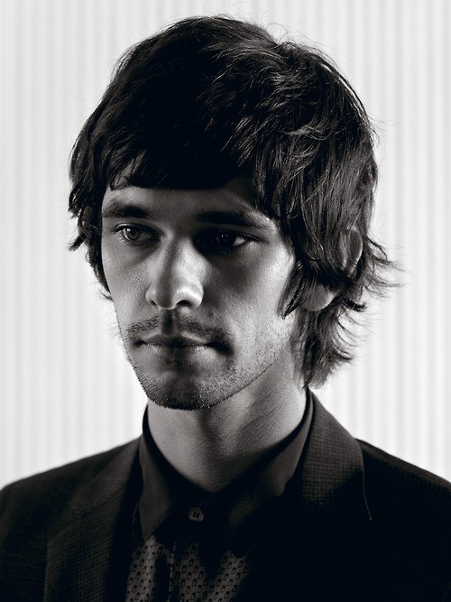 Ben Whishaw Fotoğrafı