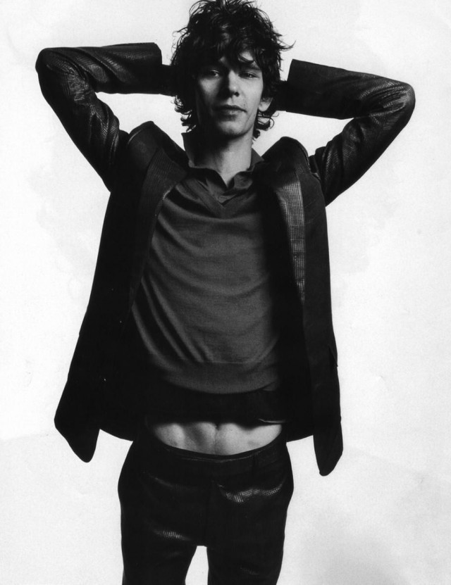Ben Whishaw Fotoğrafı