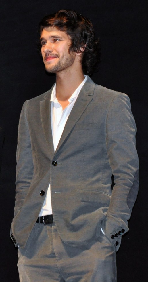 Ben Whishaw Fotoğrafı