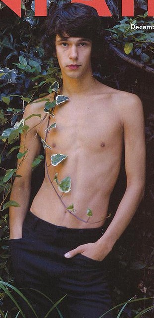 Ben Whishaw Fotoğrafı