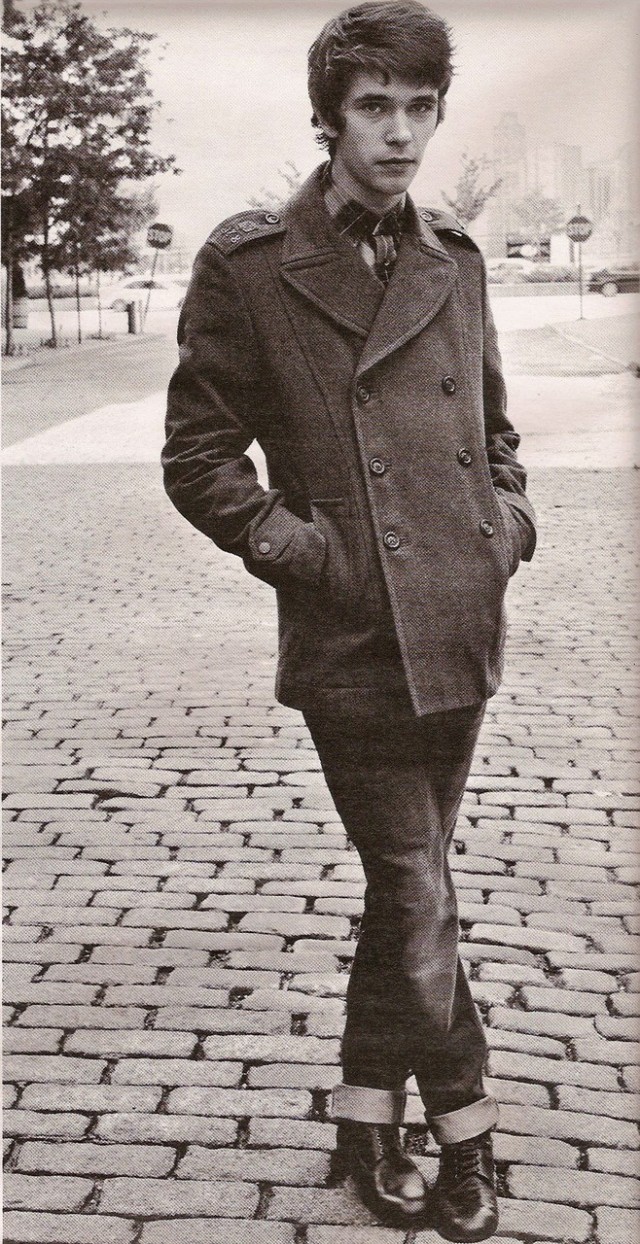 Ben Whishaw Fotoğrafı