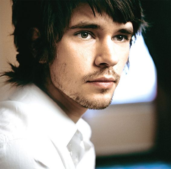 Ben Whishaw Fotoğrafı