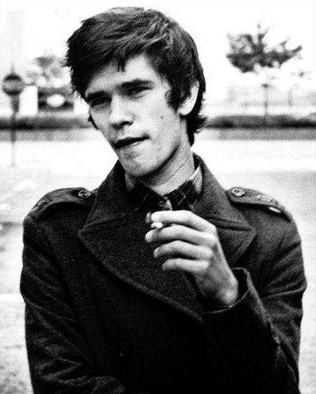 Ben Whishaw Fotoğrafı