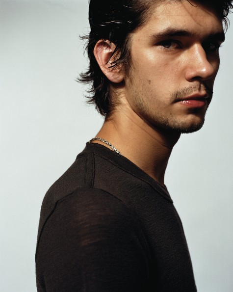 Ben Whishaw Fotoğrafı