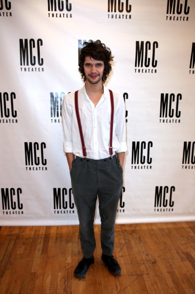 Ben Whishaw Fotoğrafı
