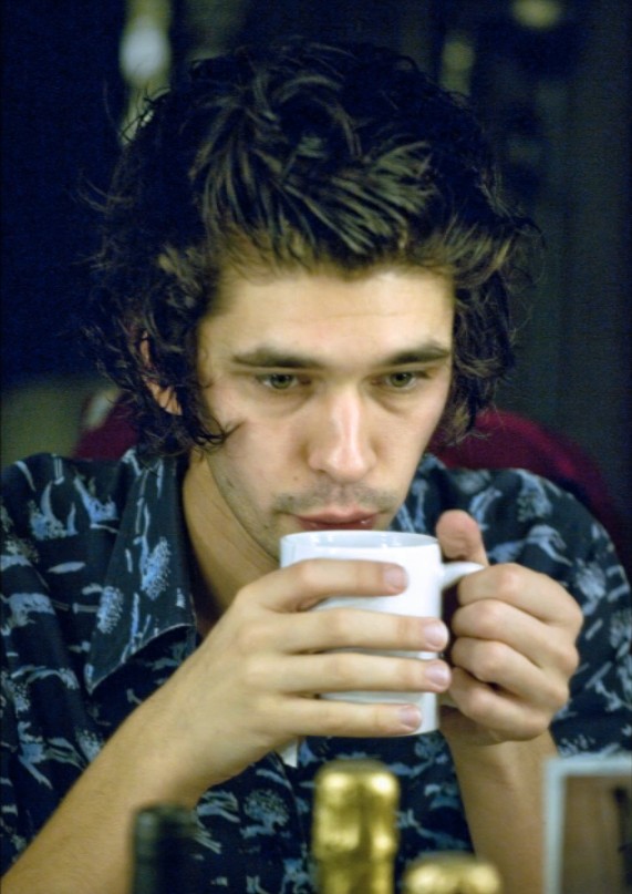 Ben Whishaw Fotoğrafı
