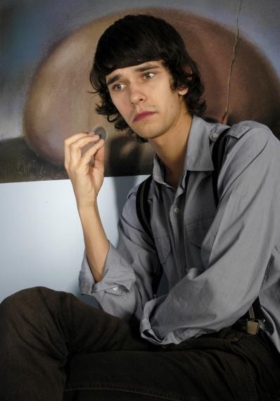 Ben Whishaw Fotoğrafı