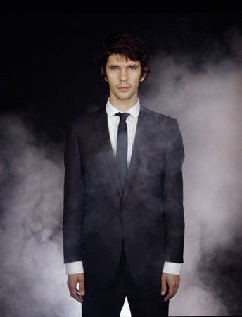 Ben Whishaw Fotoğrafı