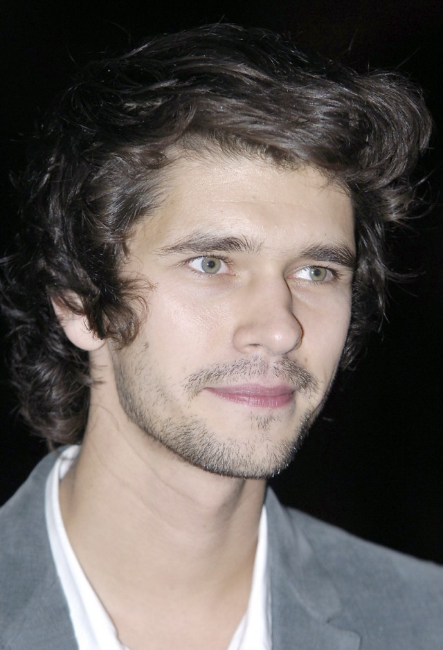 Ben Whishaw Fotoğrafı