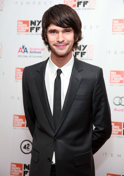 Ben Whishaw Fotoğrafı