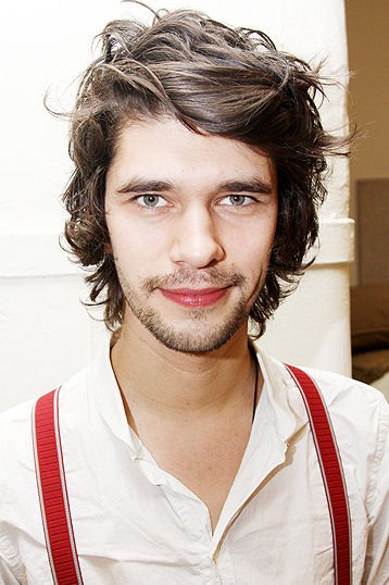 Ben Whishaw Fotoğrafı