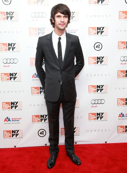 Ben Whishaw Fotoğrafı