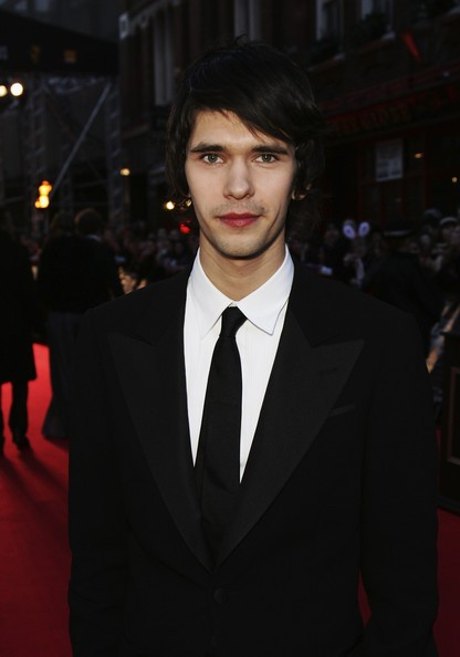 Ben Whishaw Fotoğrafı