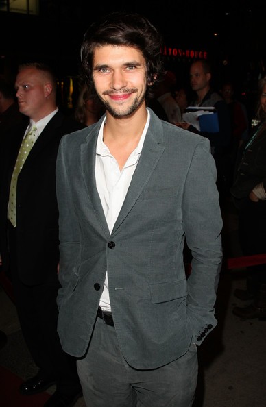 Ben Whishaw Fotoğrafı