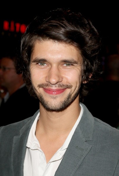 Ben Whishaw Fotoğrafı