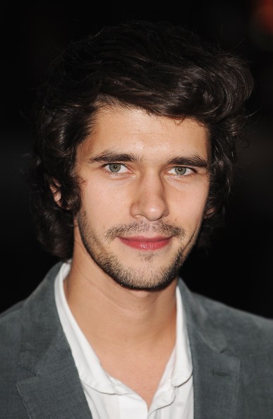 Ben Whishaw Fotoğrafı