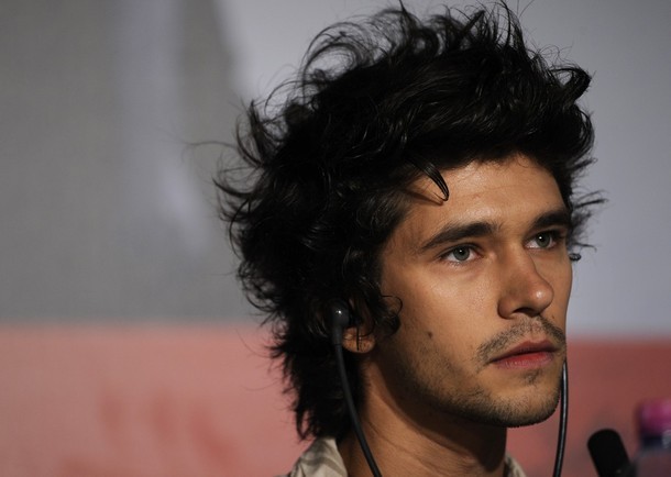 Ben Whishaw Fotoğrafı