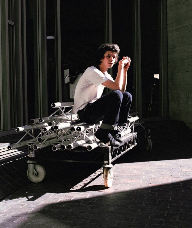 Ben Whishaw Fotoğrafı