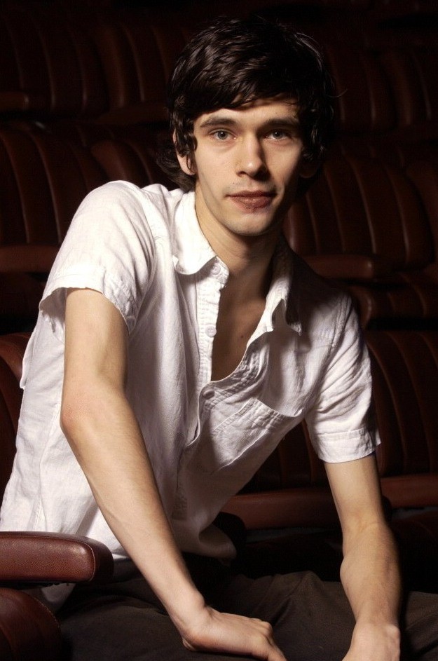 Ben Whishaw Fotoğrafı