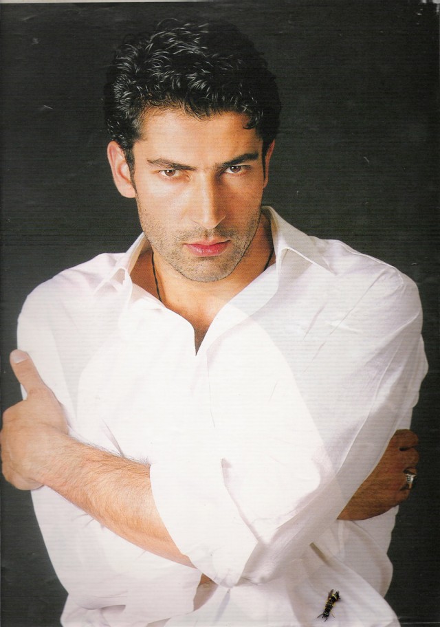 Kenan İmirzalıoğlu Fotoğrafı