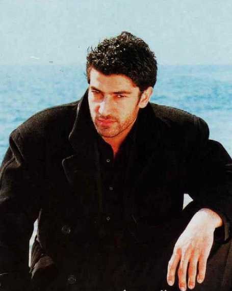 Kenan İmirzalıoğlu Fotoğrafı