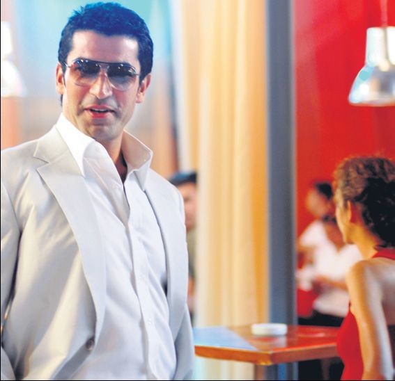 Kenan İmirzalıoğlu Fotoğrafı