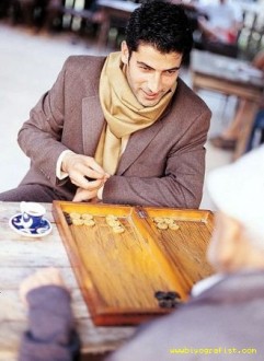 Kenan İmirzalıoğlu Fotoğrafı