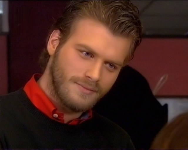 Kıvanç Tatlıtuğ Fotoğrafı