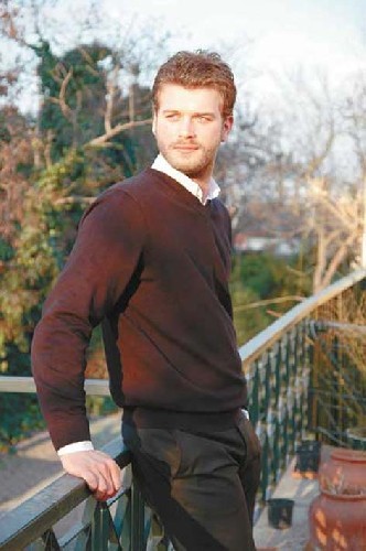 Kıvanç Tatlıtuğ Fotoğrafı