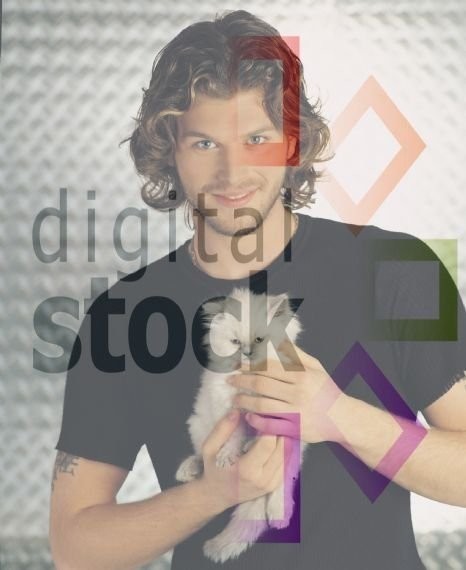 Kıvanç Tatlıtuğ Fotoğrafı