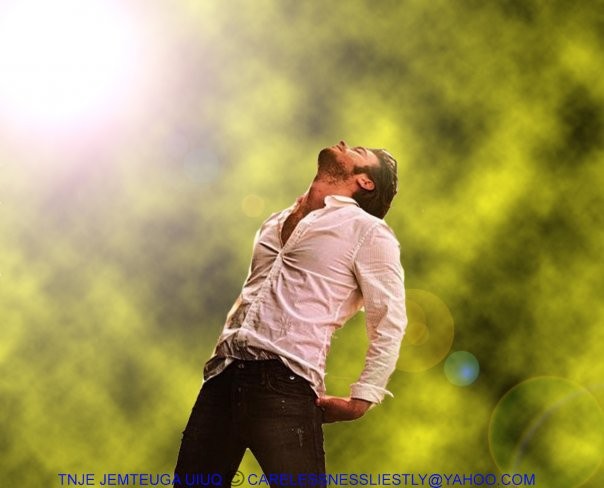 Kıvanç Tatlıtuğ Fotoğrafı