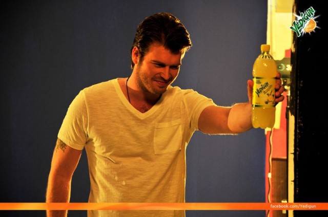 Kıvanç Tatlıtuğ Fotoğrafı