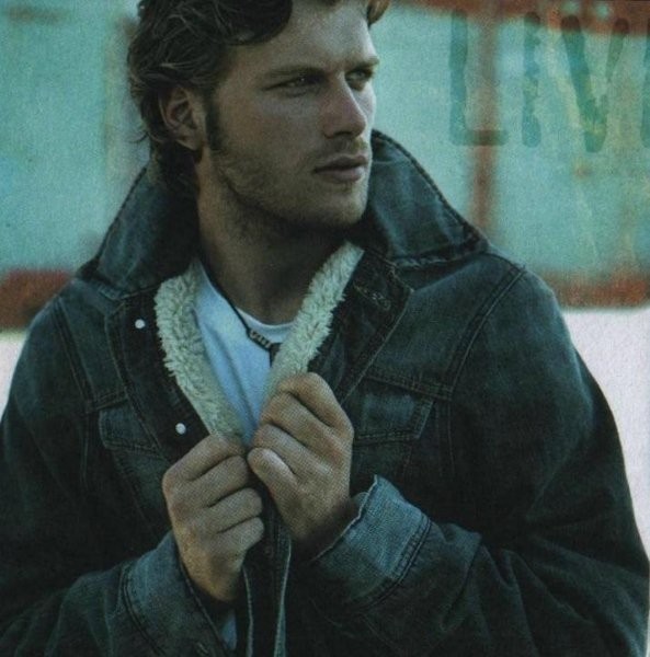 Kıvanç Tatlıtuğ Fotoğrafı