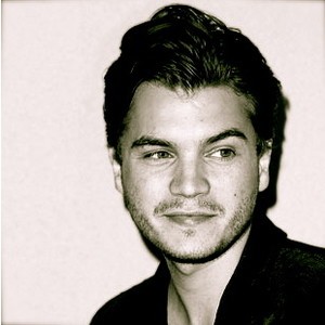 Emile Hirsch Fotoğrafı