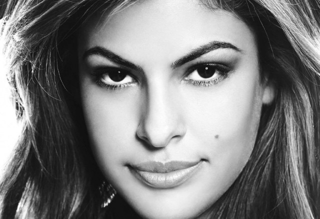 Eva Mendes Fotoğrafı