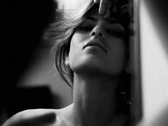 Eva Mendes Fotoğrafı