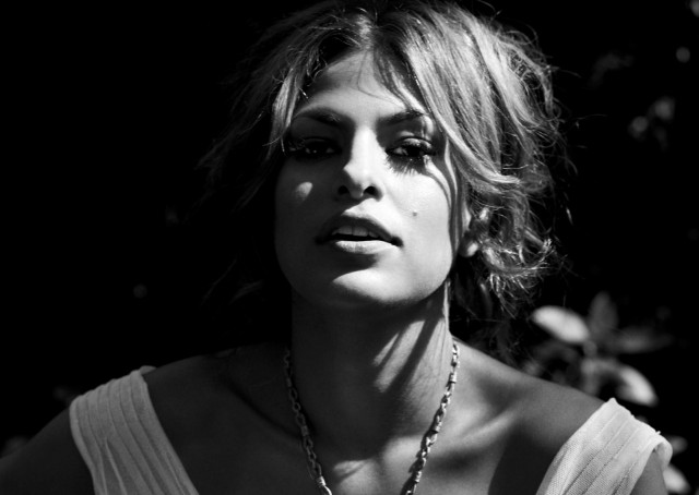 Eva Mendes Fotoğrafı