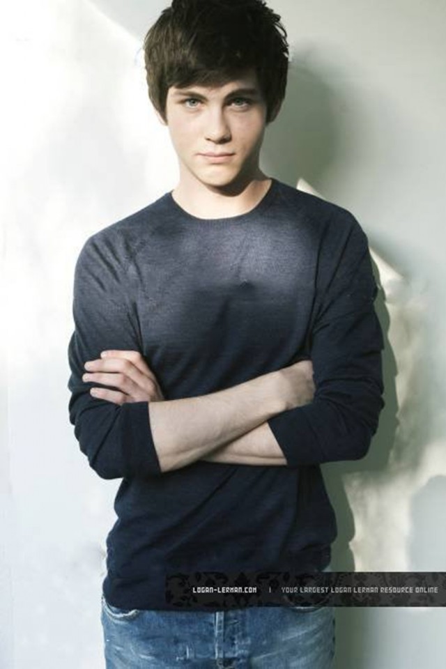 Logan Lerman Fotoğrafı