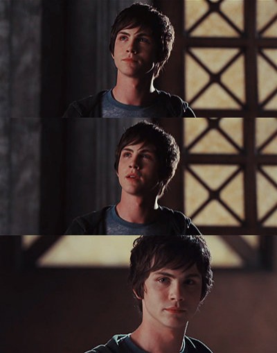 Logan Lerman Fotoğrafı