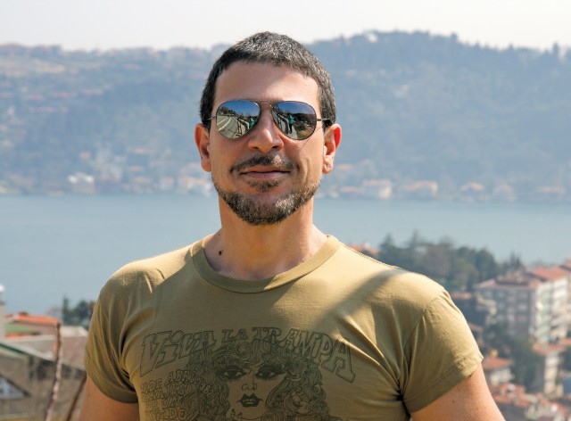 Toprak Sergen Fotoğrafı