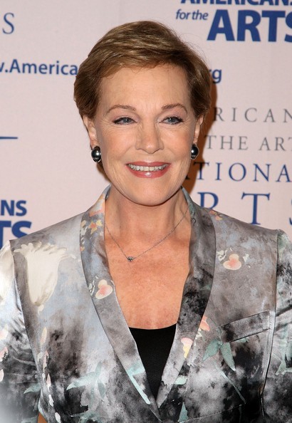 Julie Andrews fotoğrafı